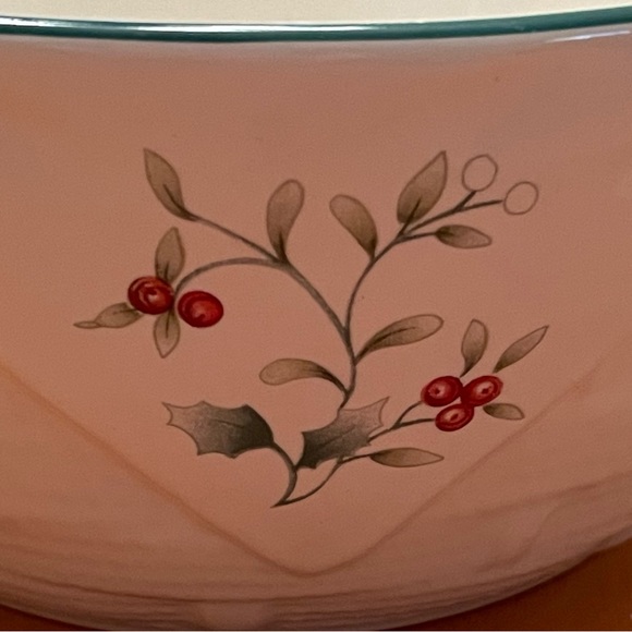 Pfaltzgraff Winterberry Bowl - Picture 4 of 4